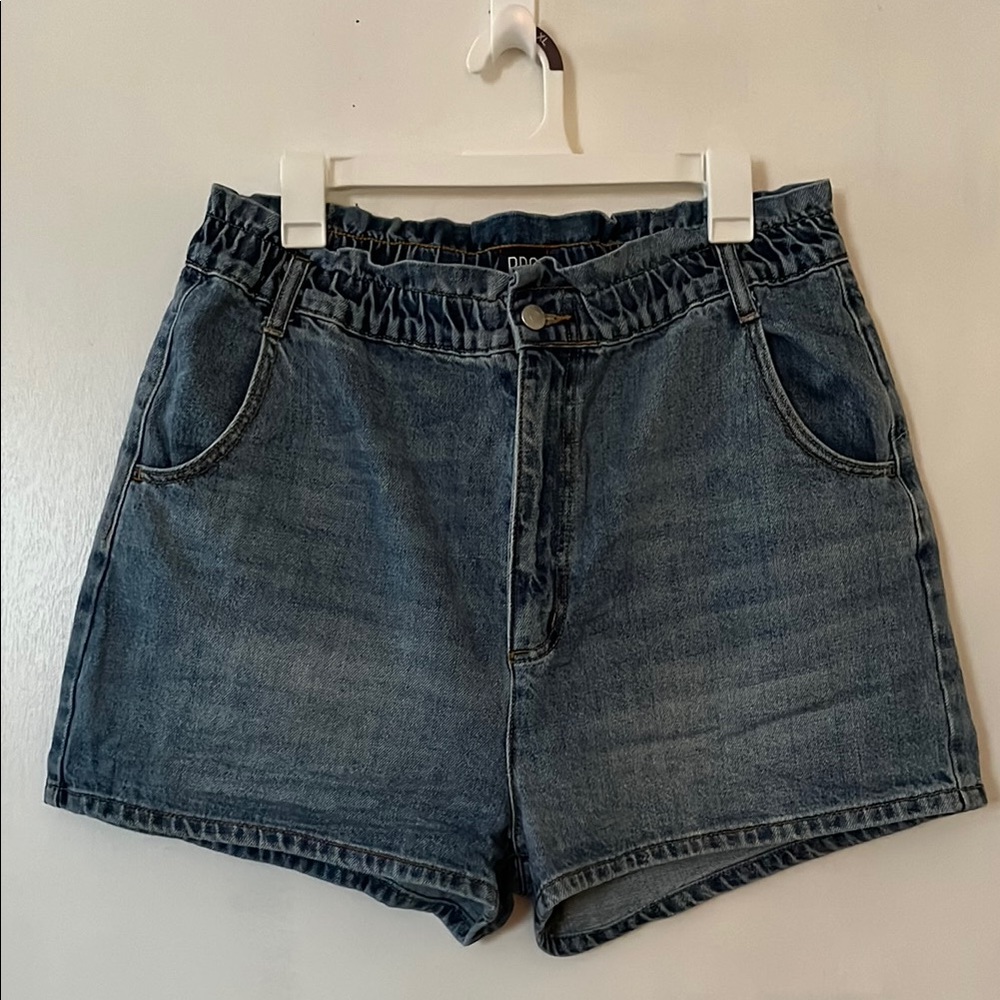 BDG Blue Pull-On Mom Jean Shorts with Cuffed Hems